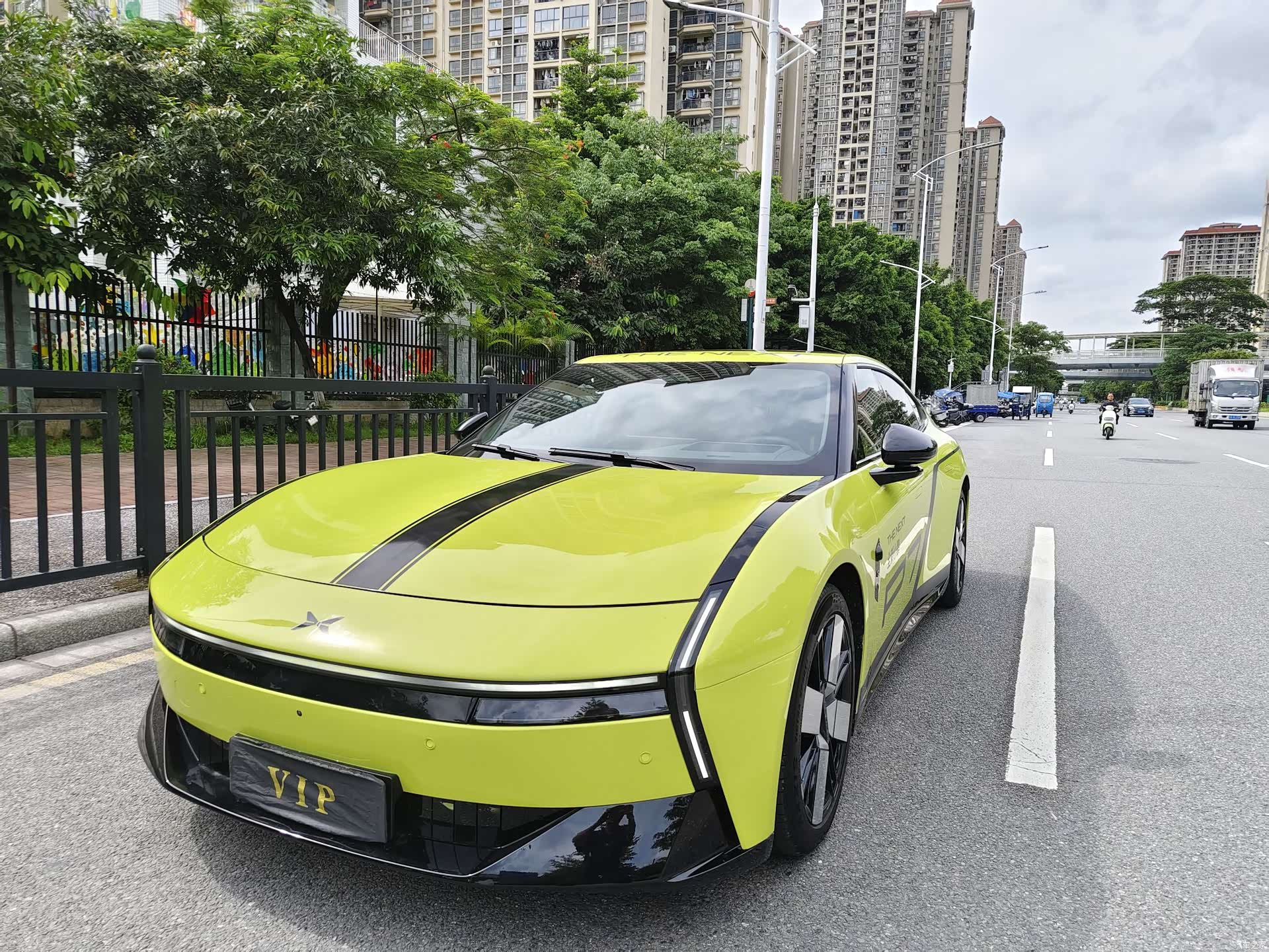 Xpeng P7