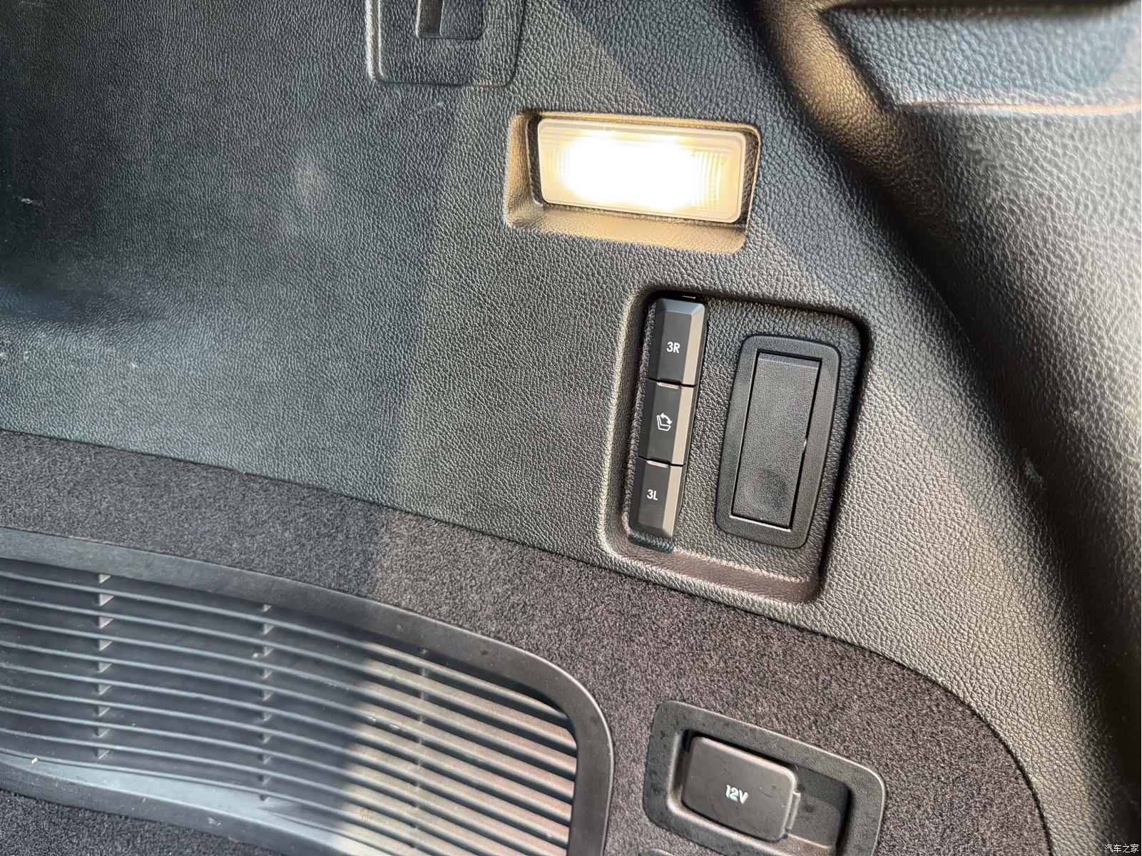 Lincoln Aviator, 2021 20