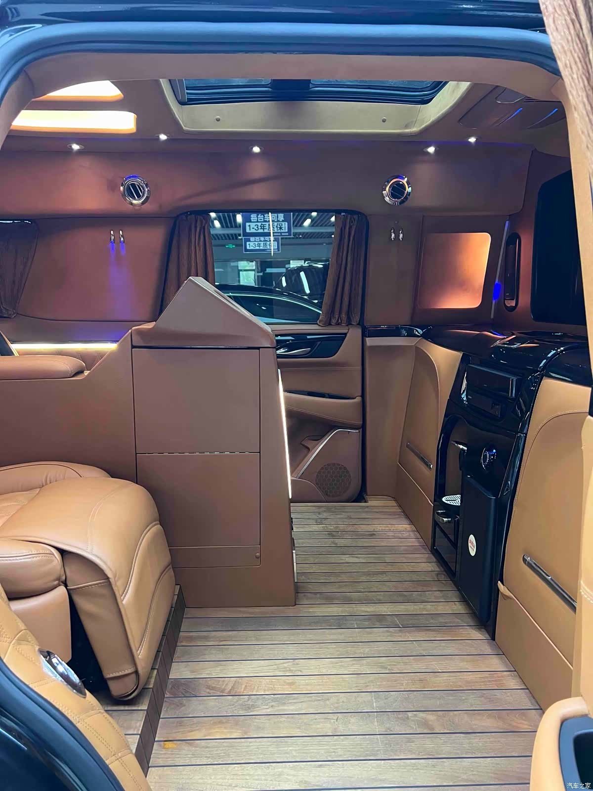 Cadillac Escalade, 2017 9