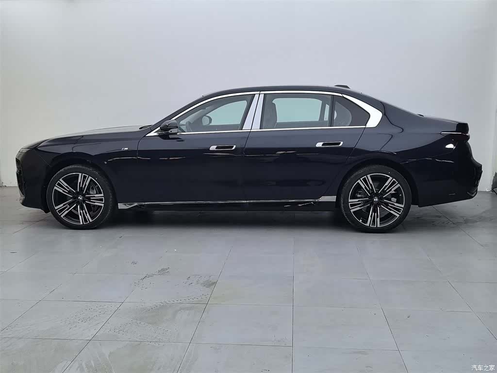 BMW 7 Series, 2025 3
