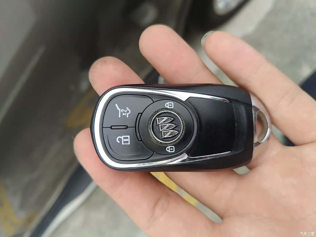 Buick Envision Plus, 2018 9