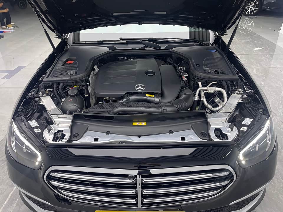Mercedes-Benz E-class Mercedes-Benz E-class