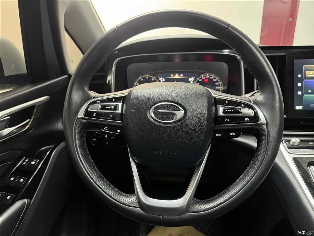 Trumpchi M8, 2021 10