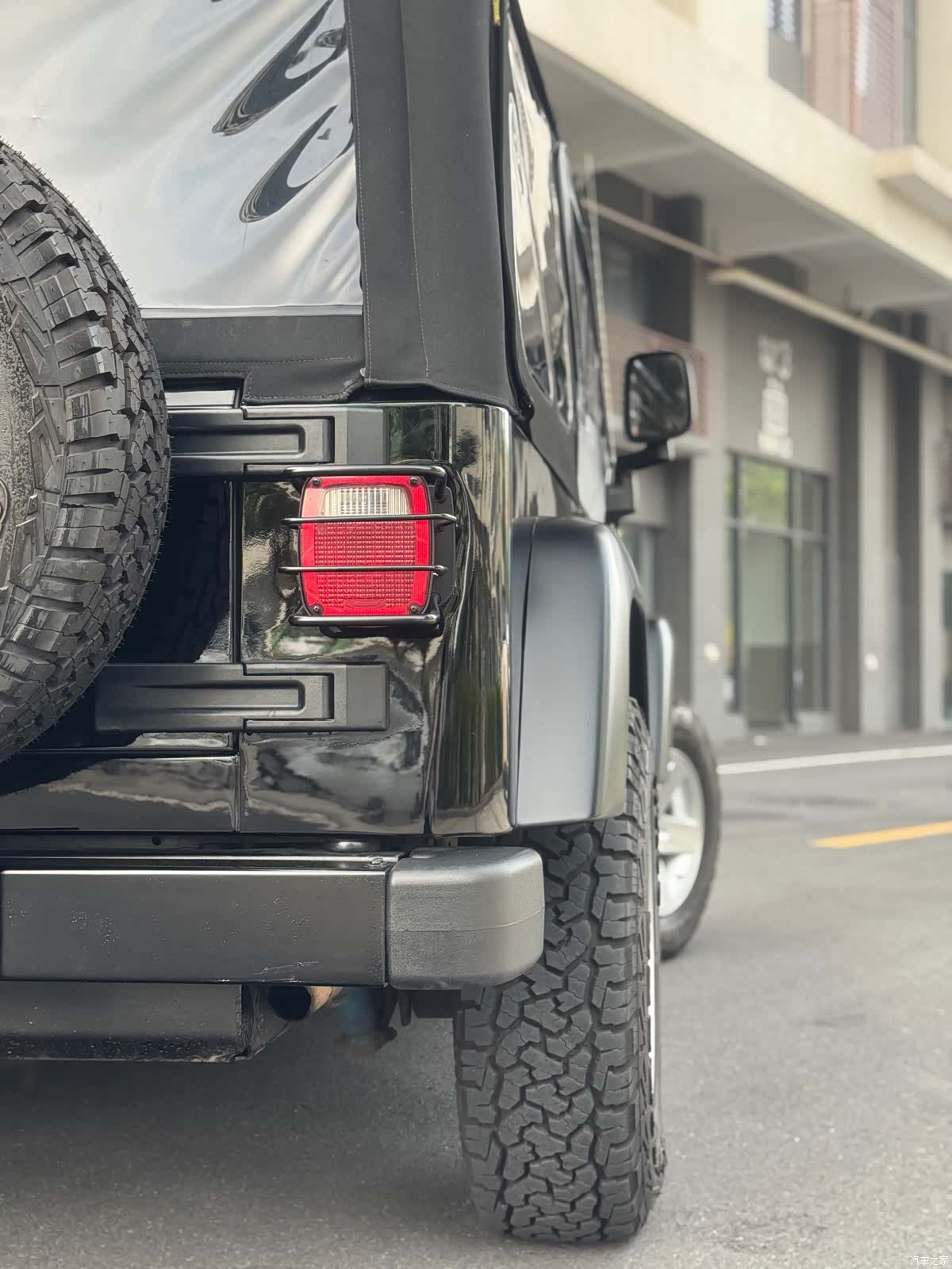 Jeep Wrangler, 2004 11