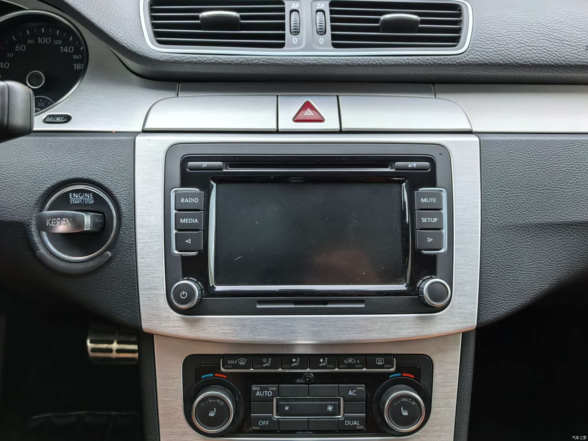 Volkswagen CC, 2011 15