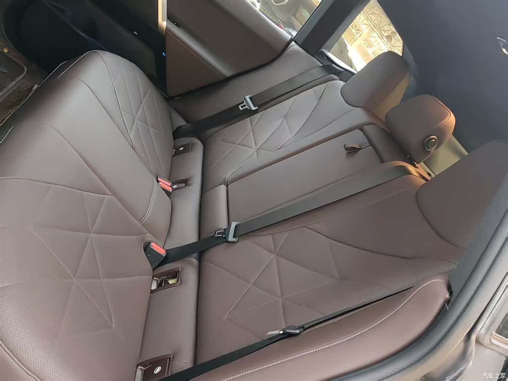 BMW iX, 2023 9