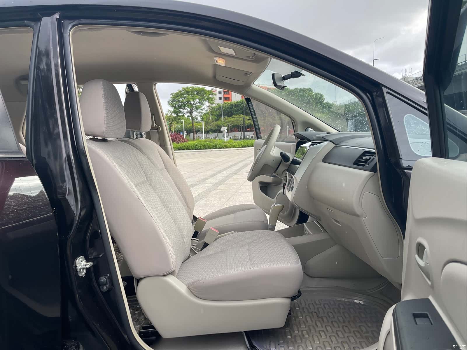 Nissan D50, 2015 11