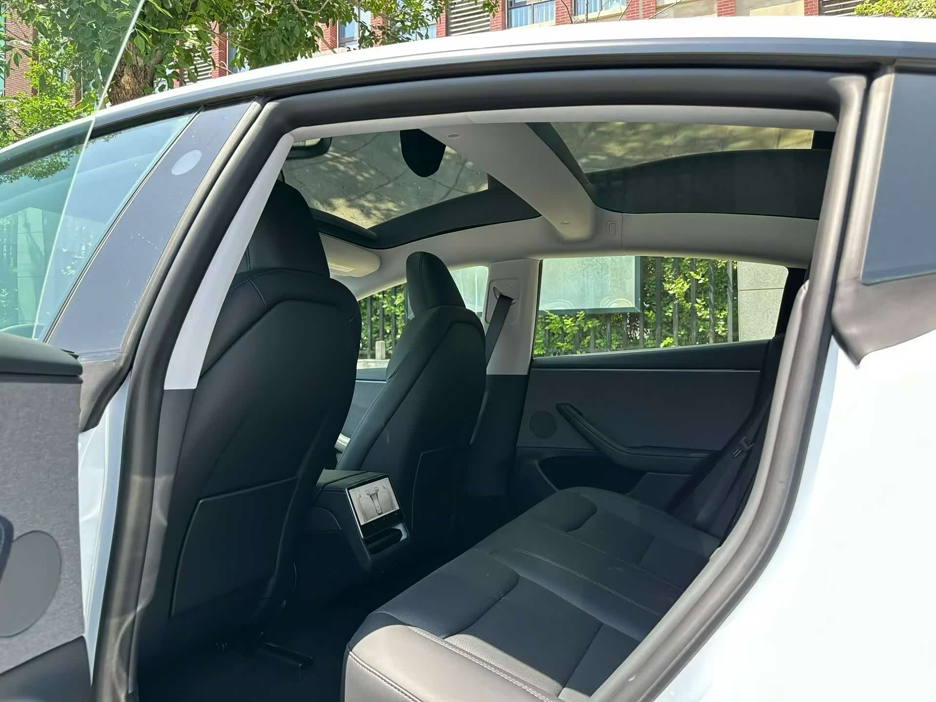 Tesla Model 3, 2026 6