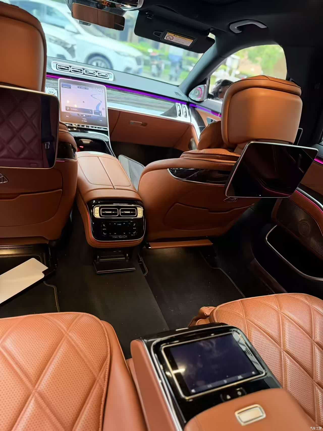 Maybach S-Class, 2022 4