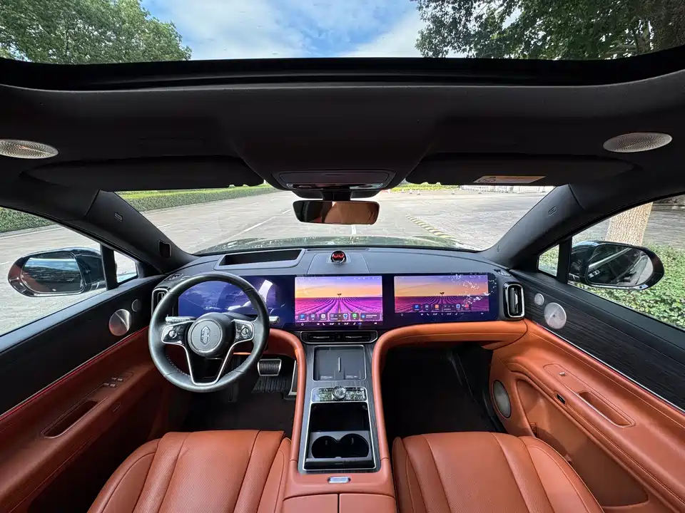 AITO Ask the world M9