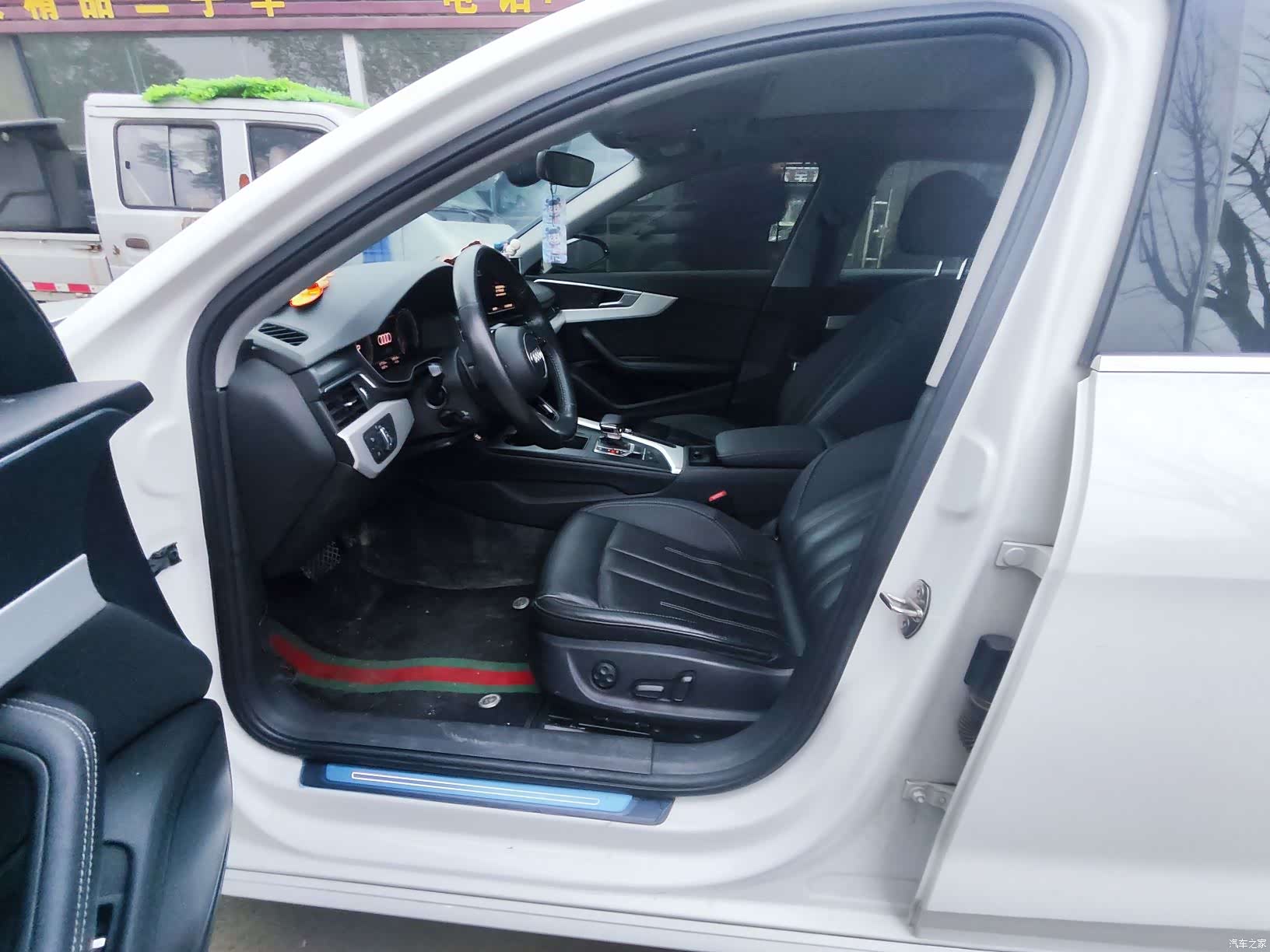 Audi A4L, 2021 7