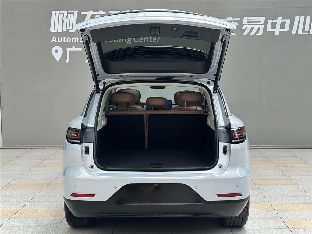 Leapmotor C11, 2025 15