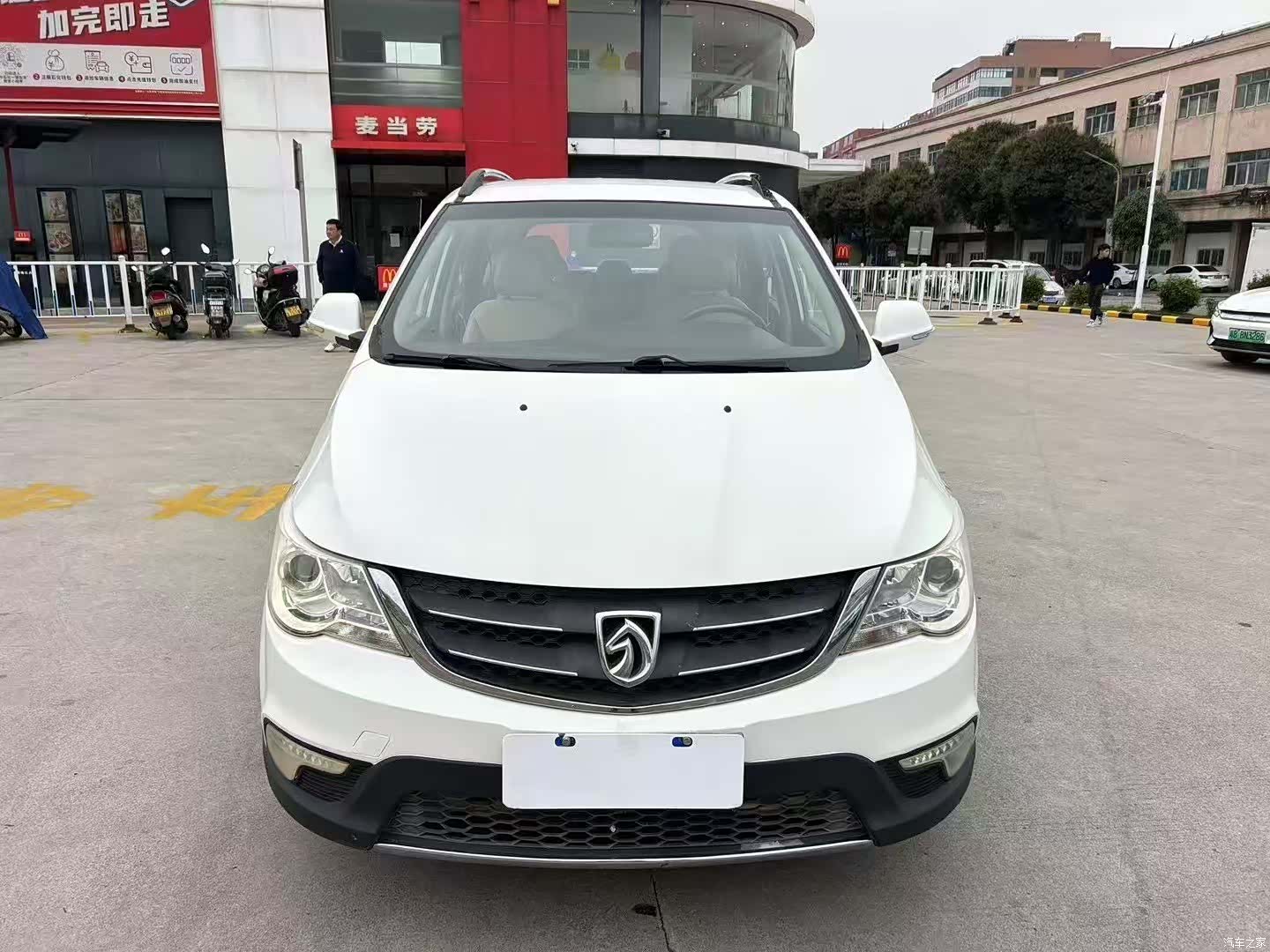 Wuling 730, 2016 2