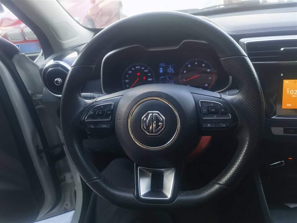 MG ZS