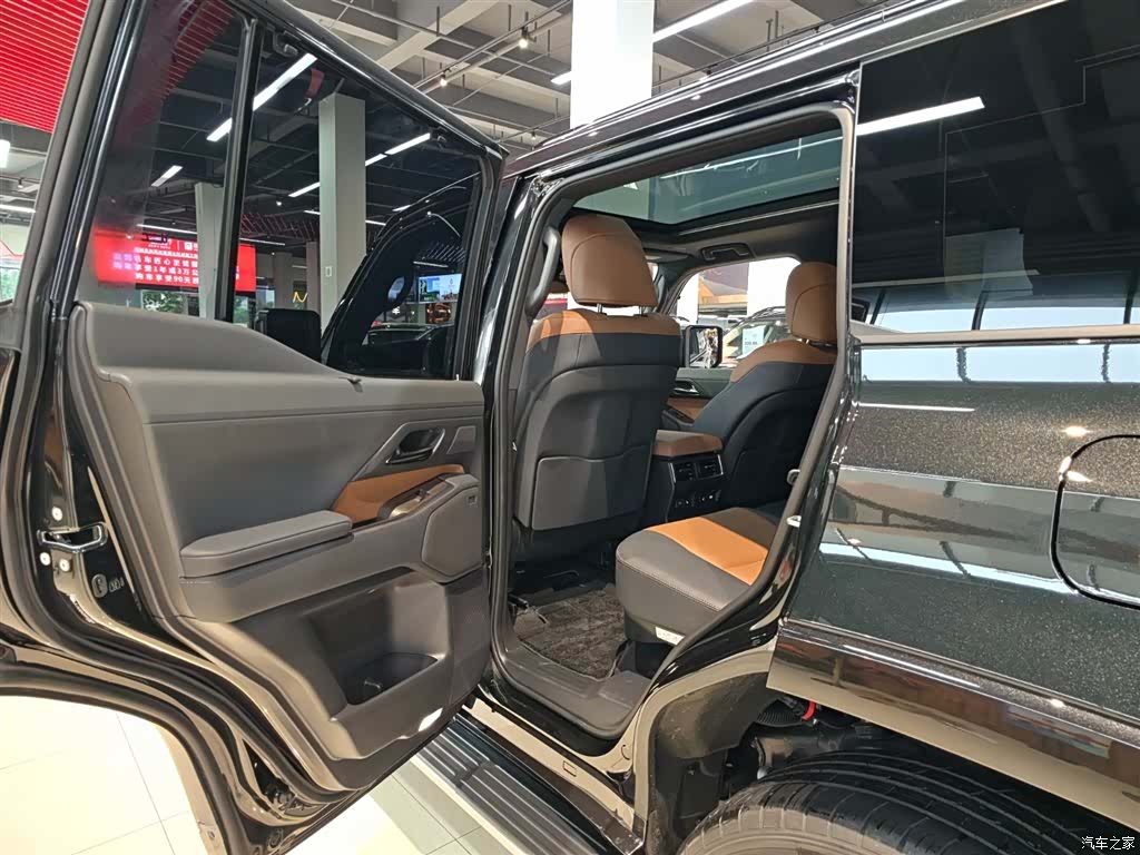 Lexus GX, 2025 24