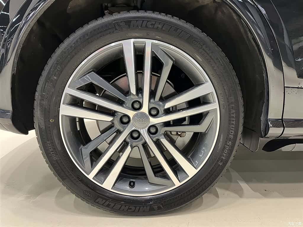 Audi Q5L, 2020 8