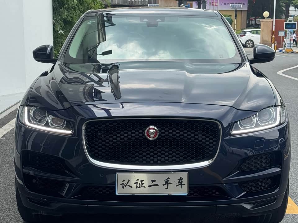 Jaguar F-PACE Jaguar F-PACE