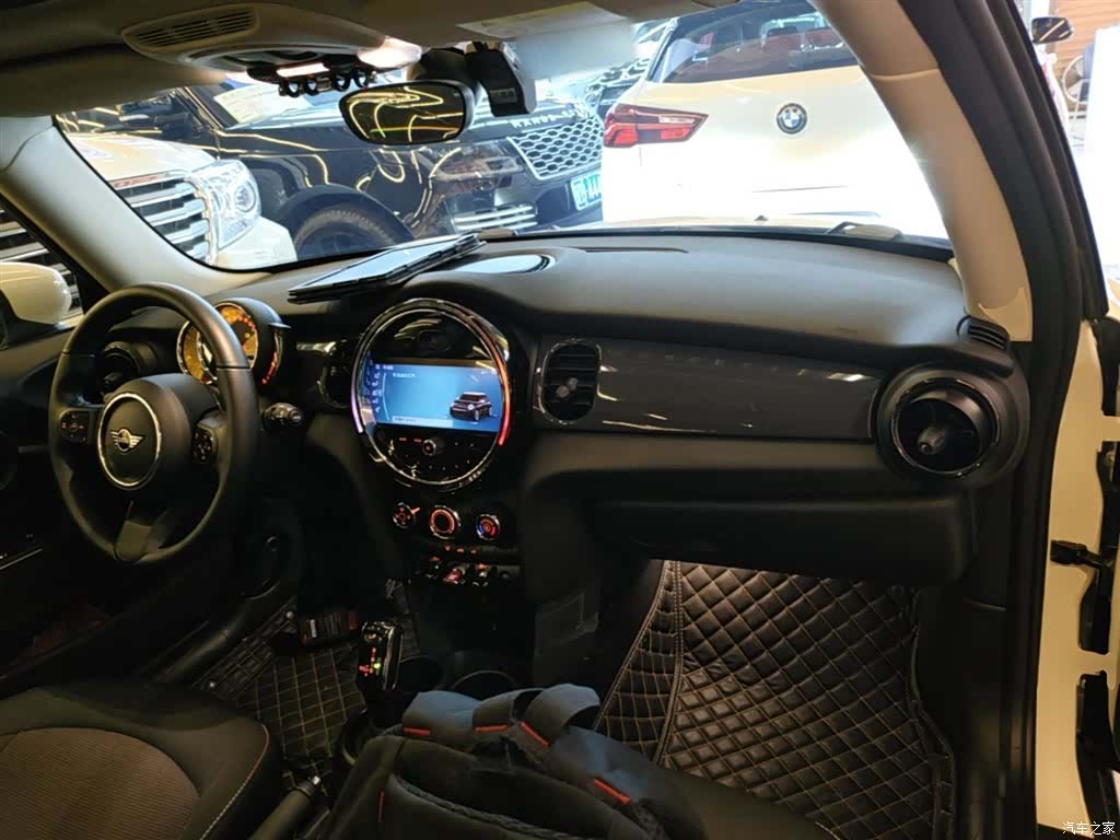 Mini ONE, 2022 10
