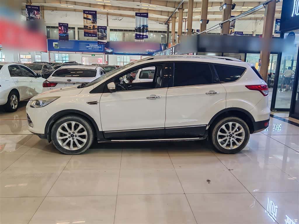 Ford Kuga, 2014 11