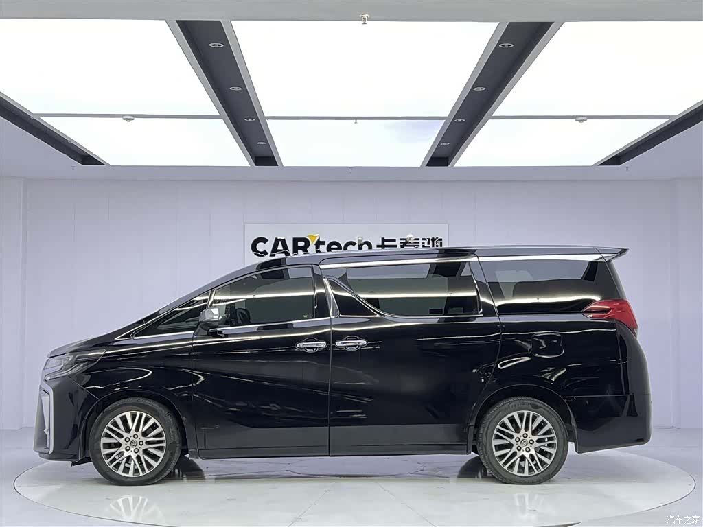 Toyota Alphard, 2018 8