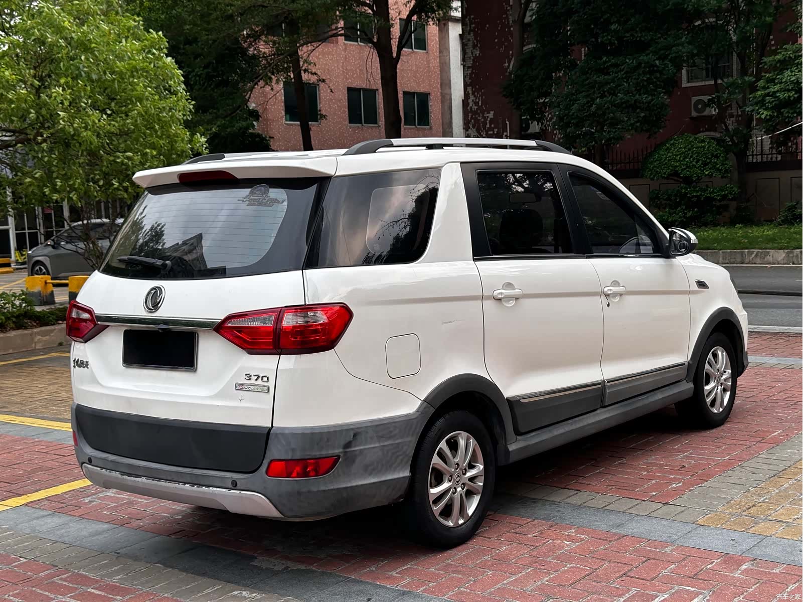 DongFeng 370, 2016 6