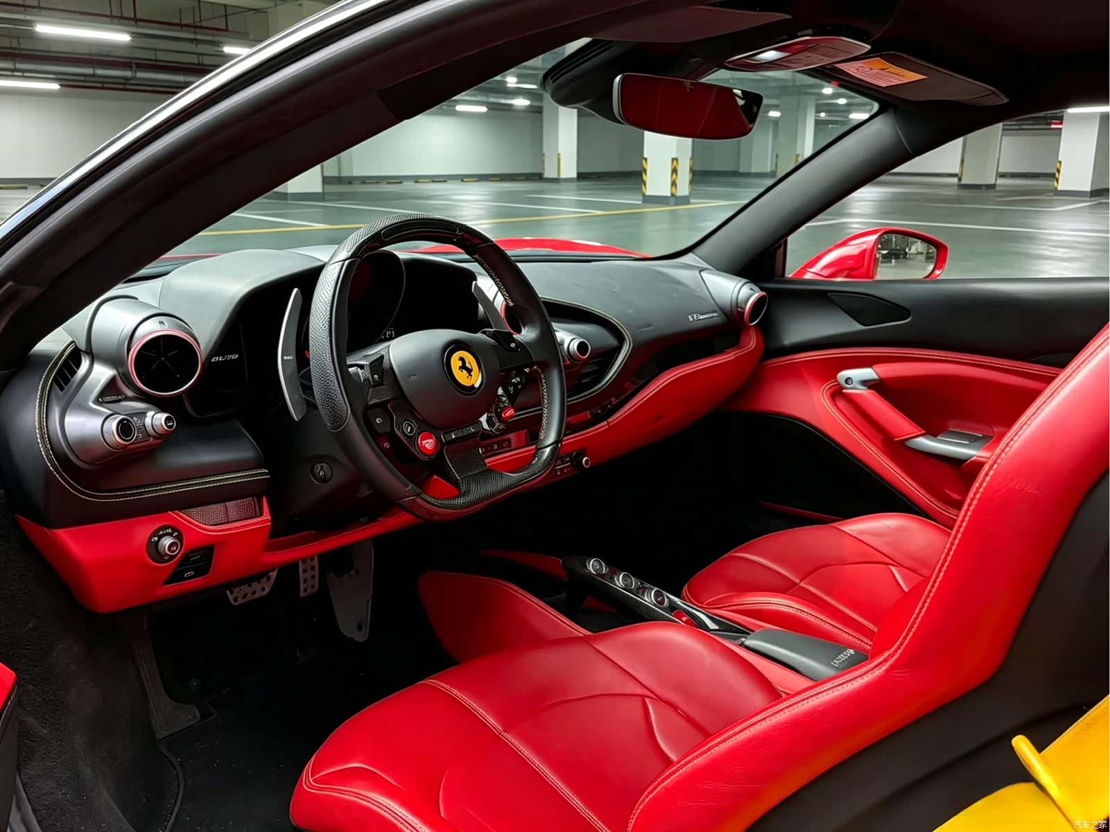 Ferrari F8, 2021 все фото