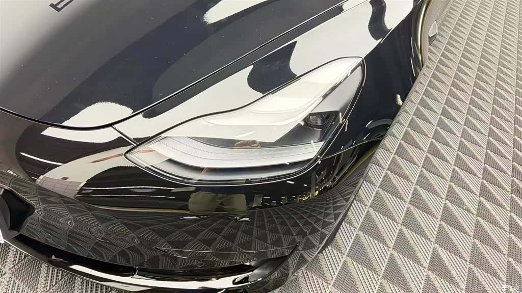 Tesla Model 3, 2021 7