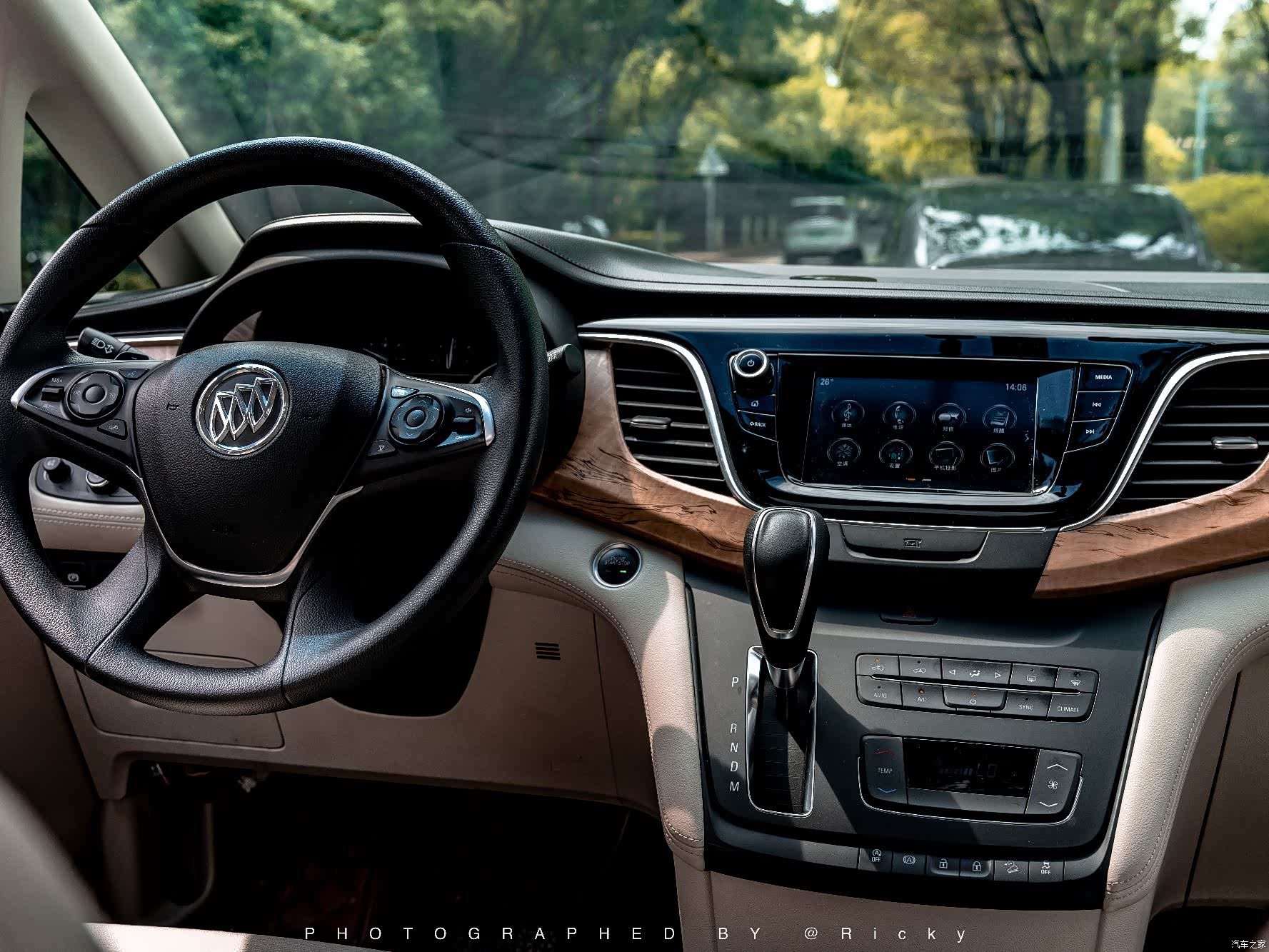 Buick GL8, 2019 9
