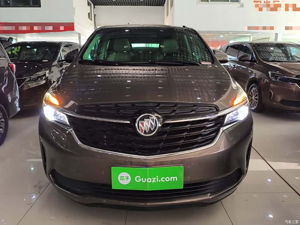 Buick GL8, 2022 3