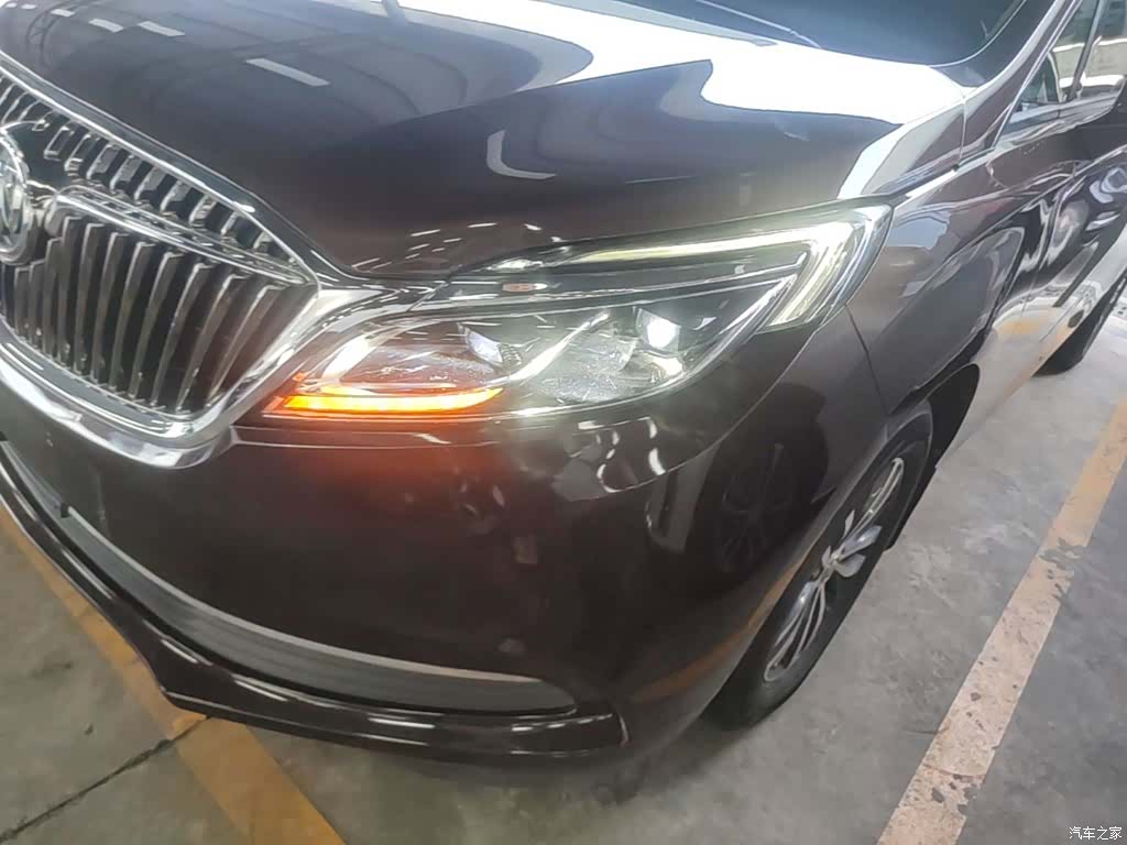 Buick GL8, 2018 24