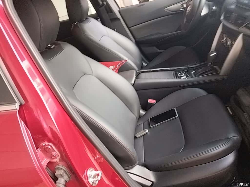 Mazda CX-4, 2017 25