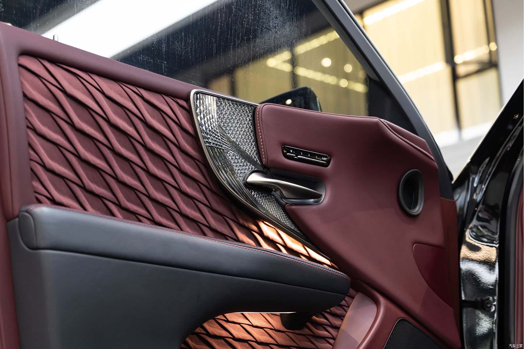 Lexus LS, 2022 20