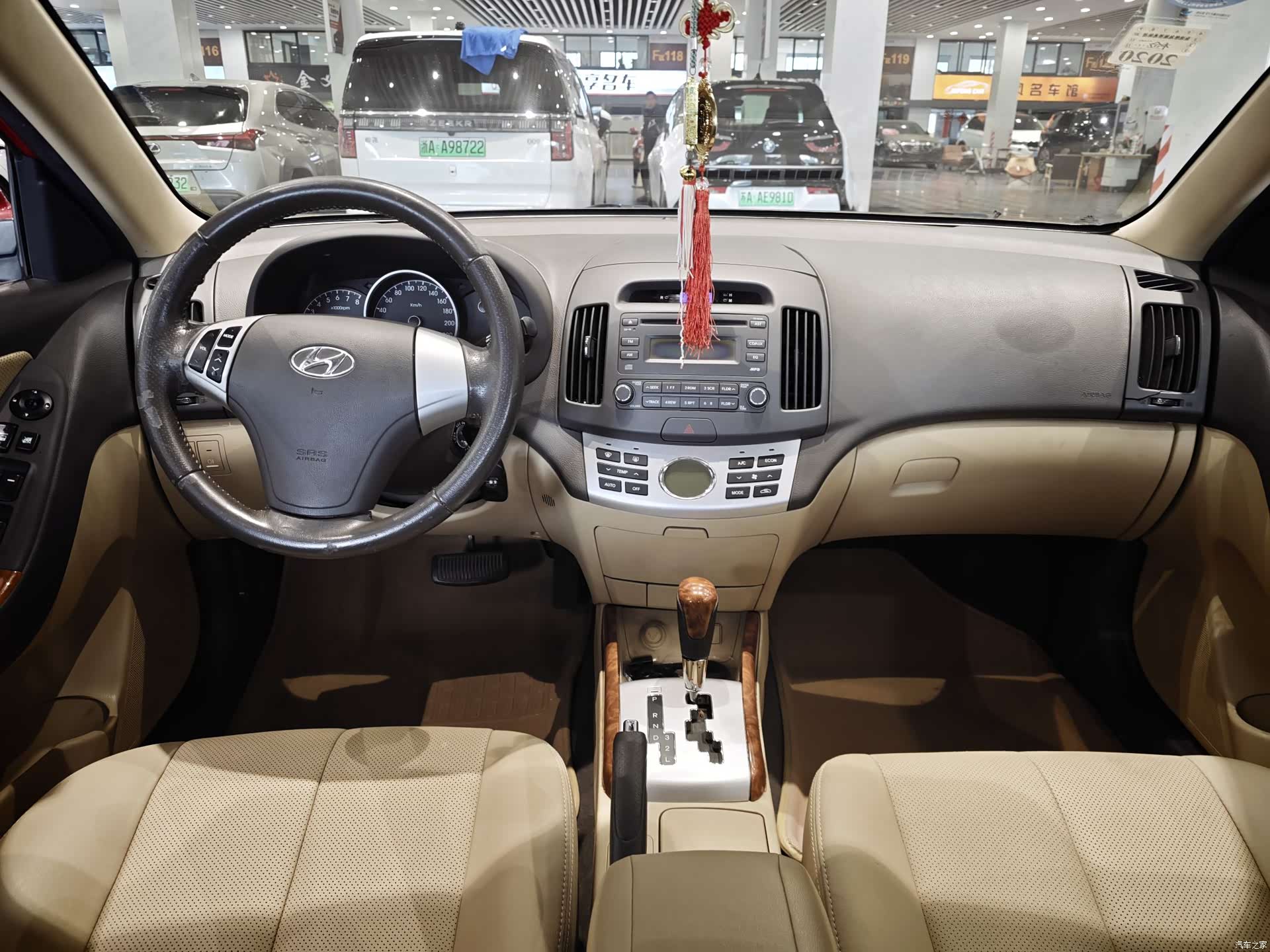 Hyundai GLS, 2011 10