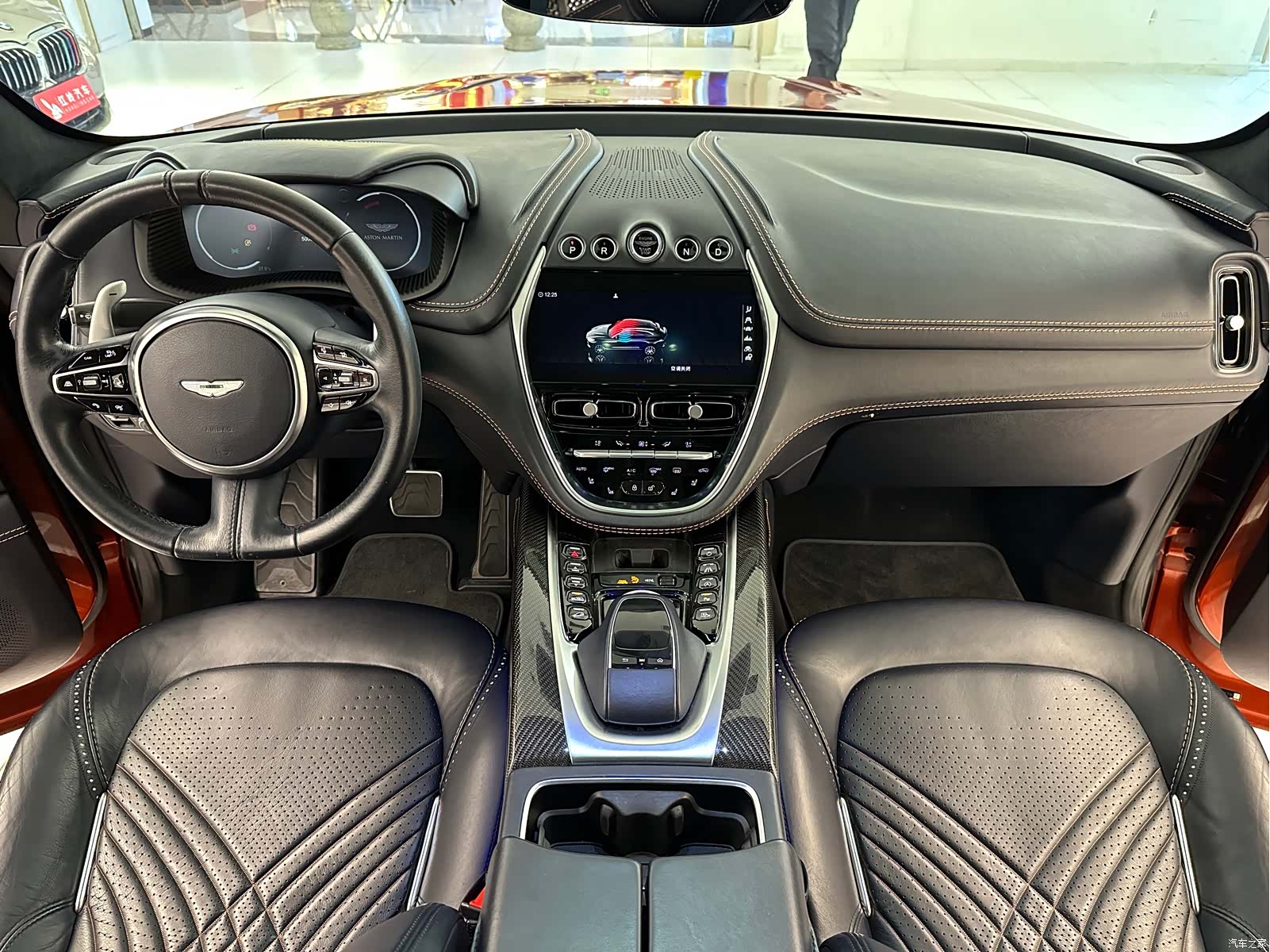 Aston Martin DBX, 2021 22