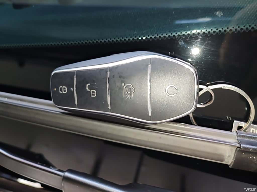 BYD Dolphin, 2023 9