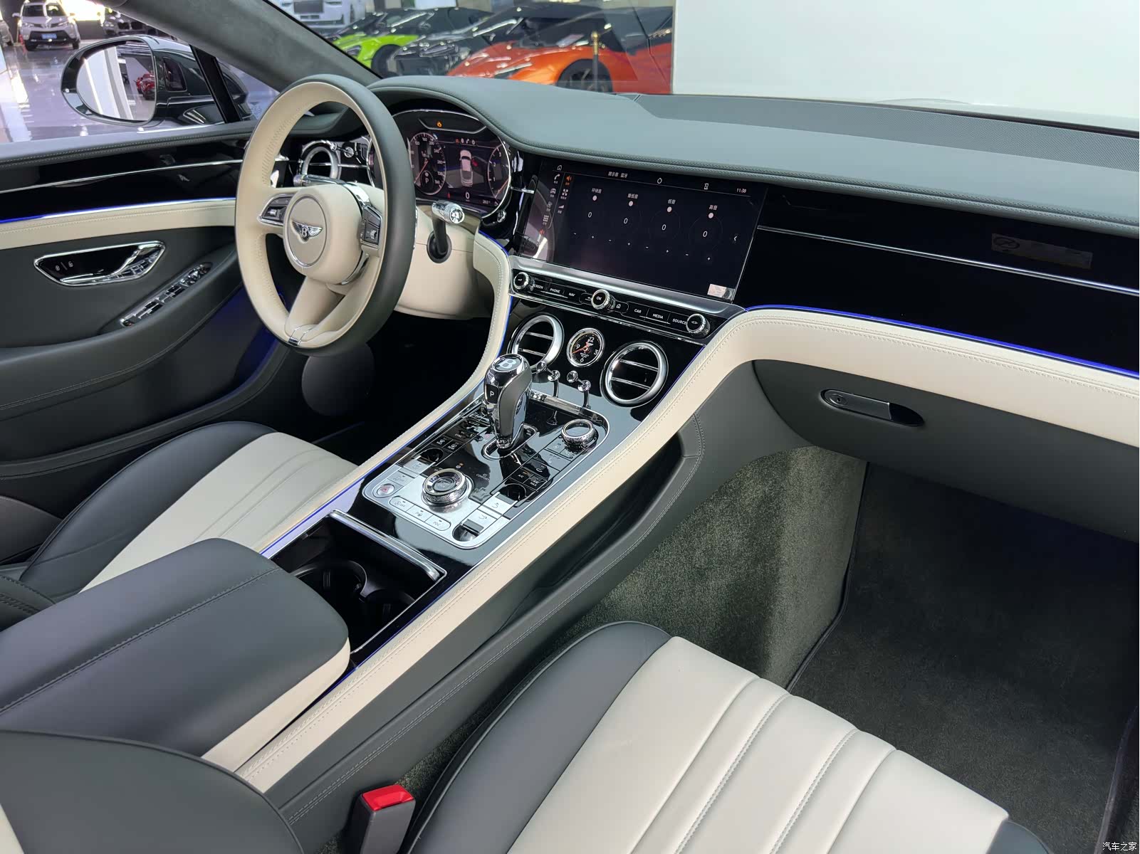 Bentley Continental GT, 2021 13