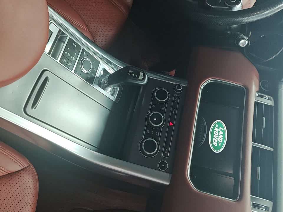 Land Rover Range Rover Sport Land Rover Range Rover Sport