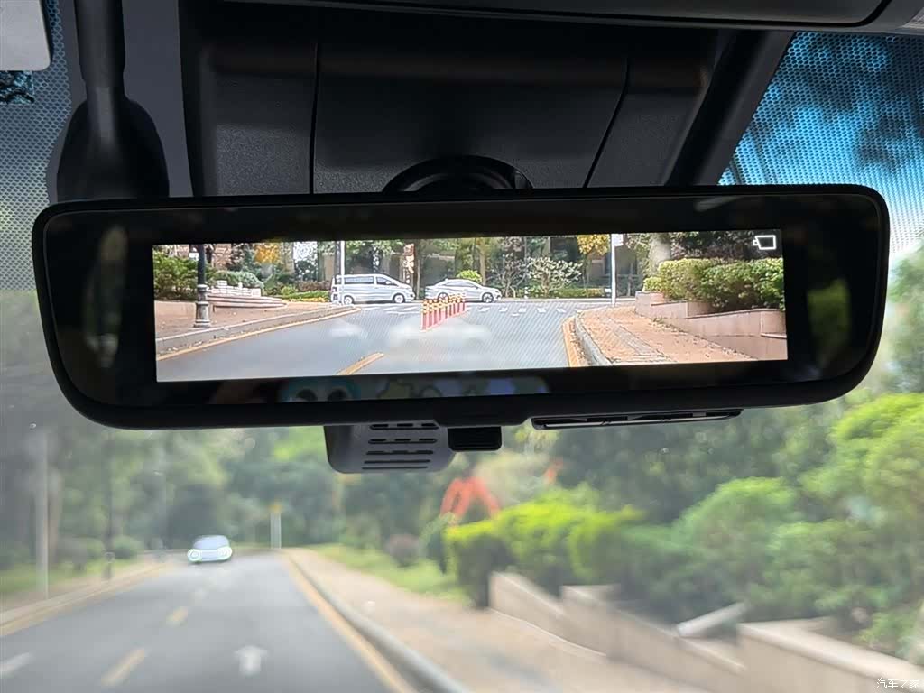 Toyota Alphard, 2019 25