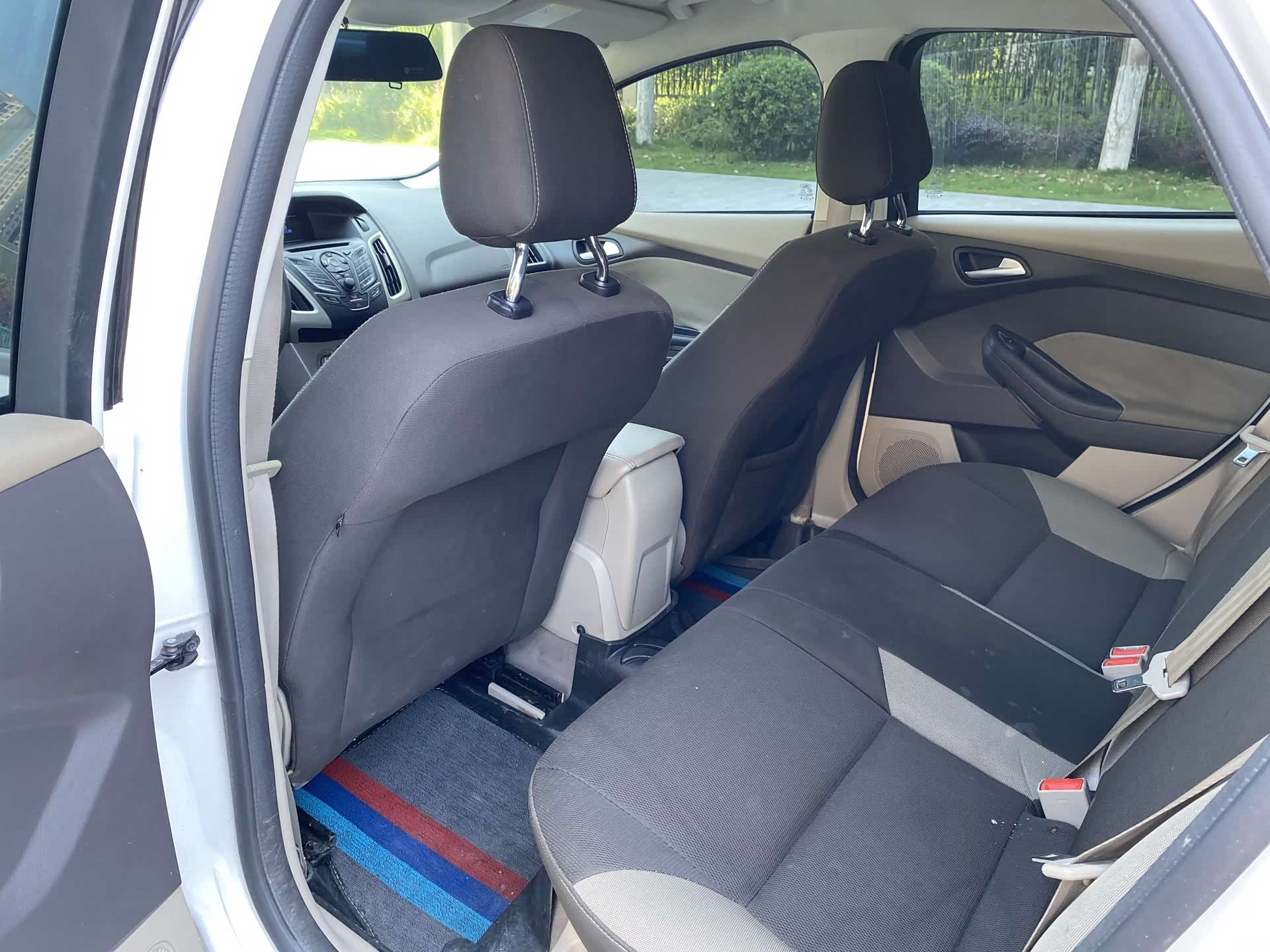 Ford Focus, 2013 11