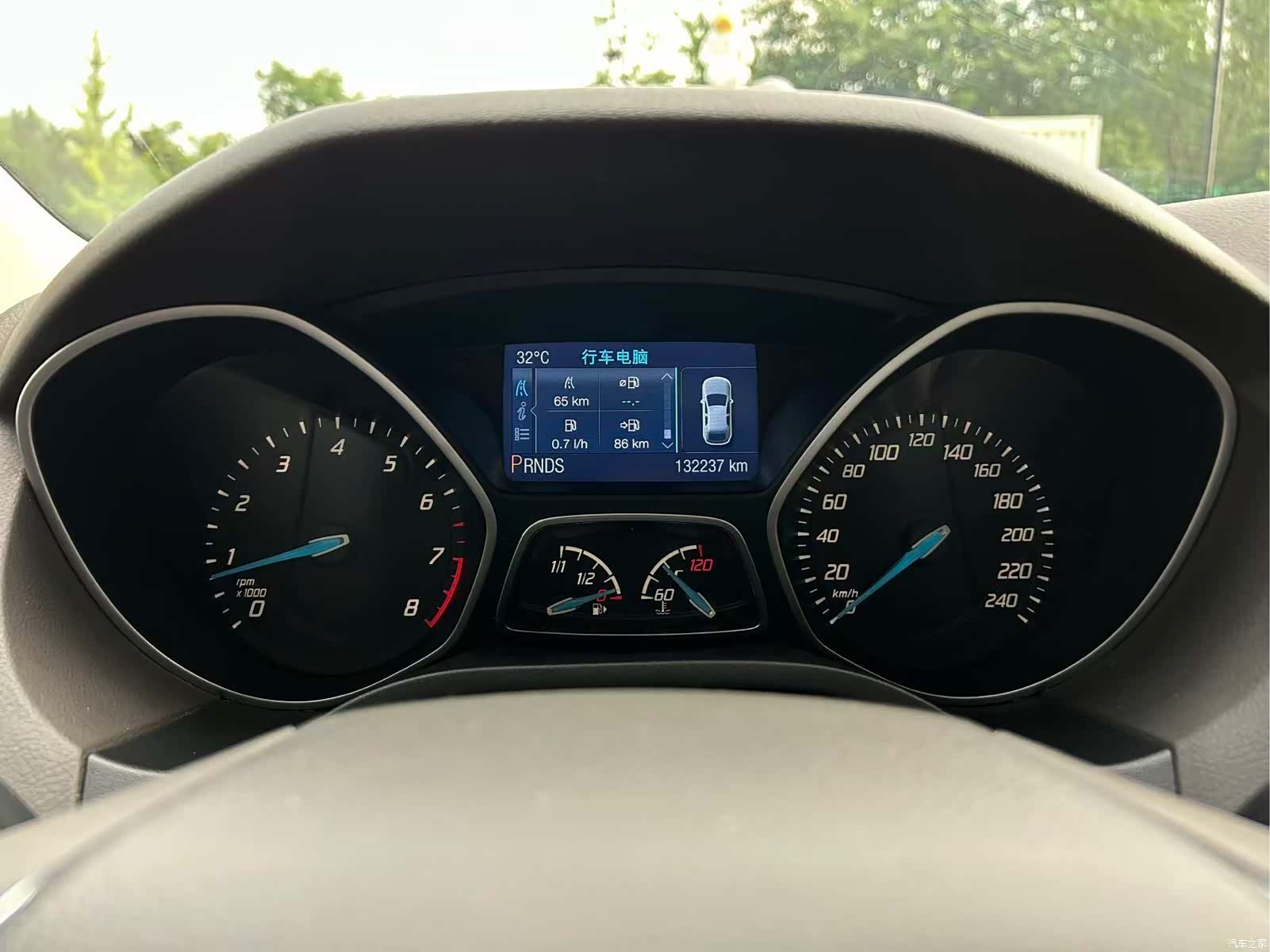Ford Focus, 2014 12