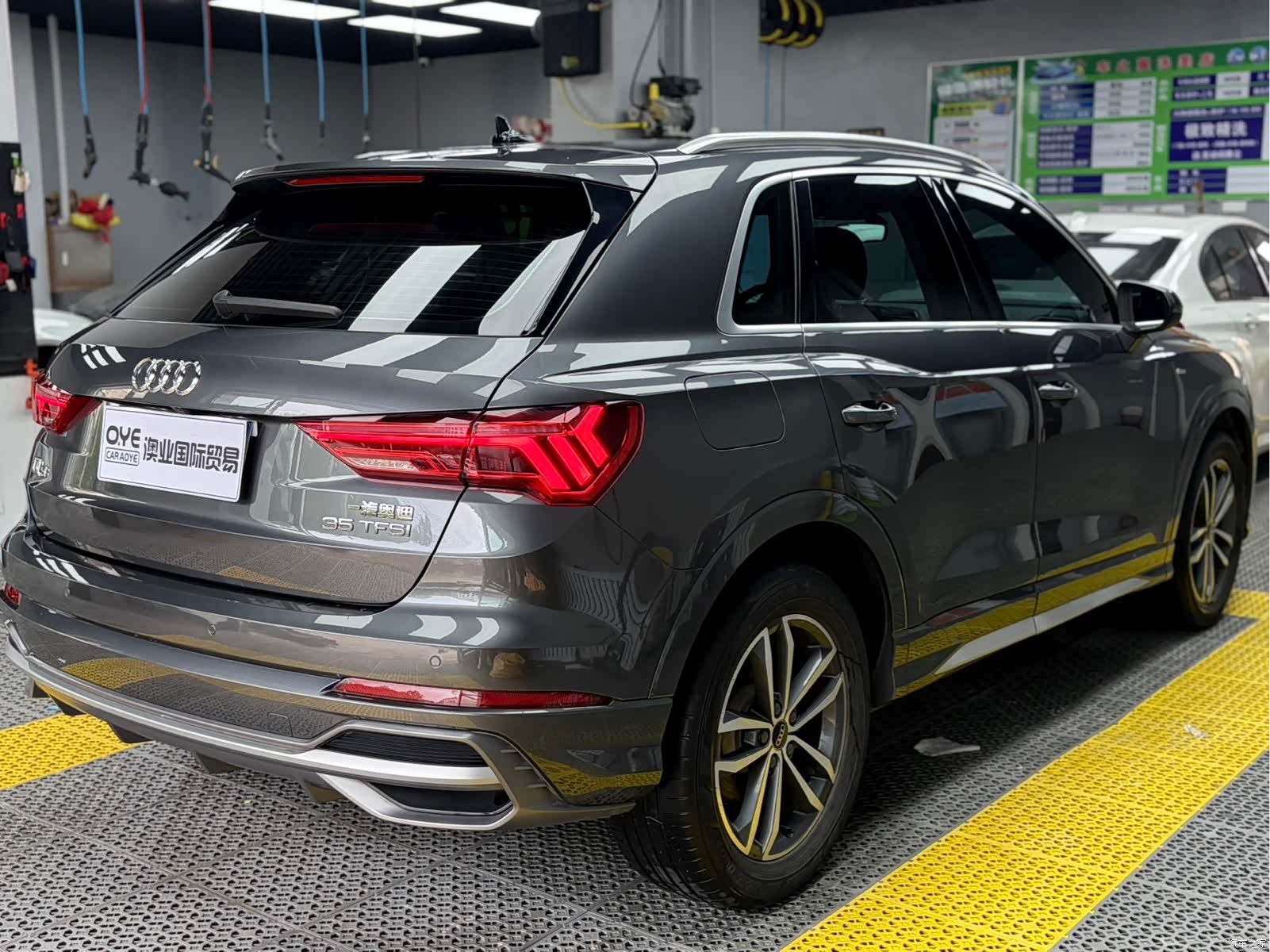 Audi Q3, 2022 6