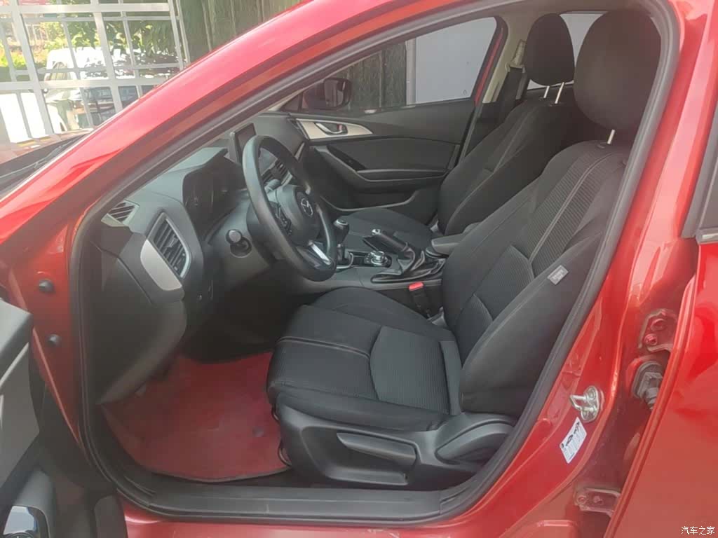 Mazda Mazda3, 2019 15