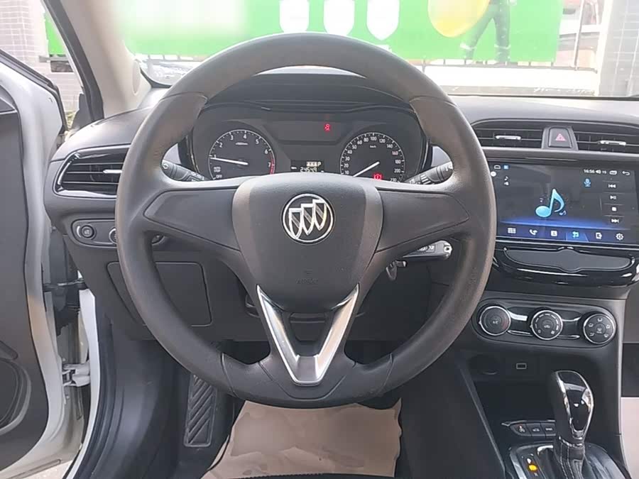 Buick LaCrosse 2018, фото 11