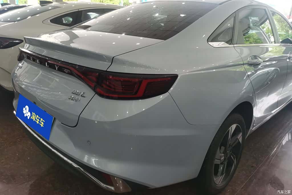 Geely Emgrand, 2024 3