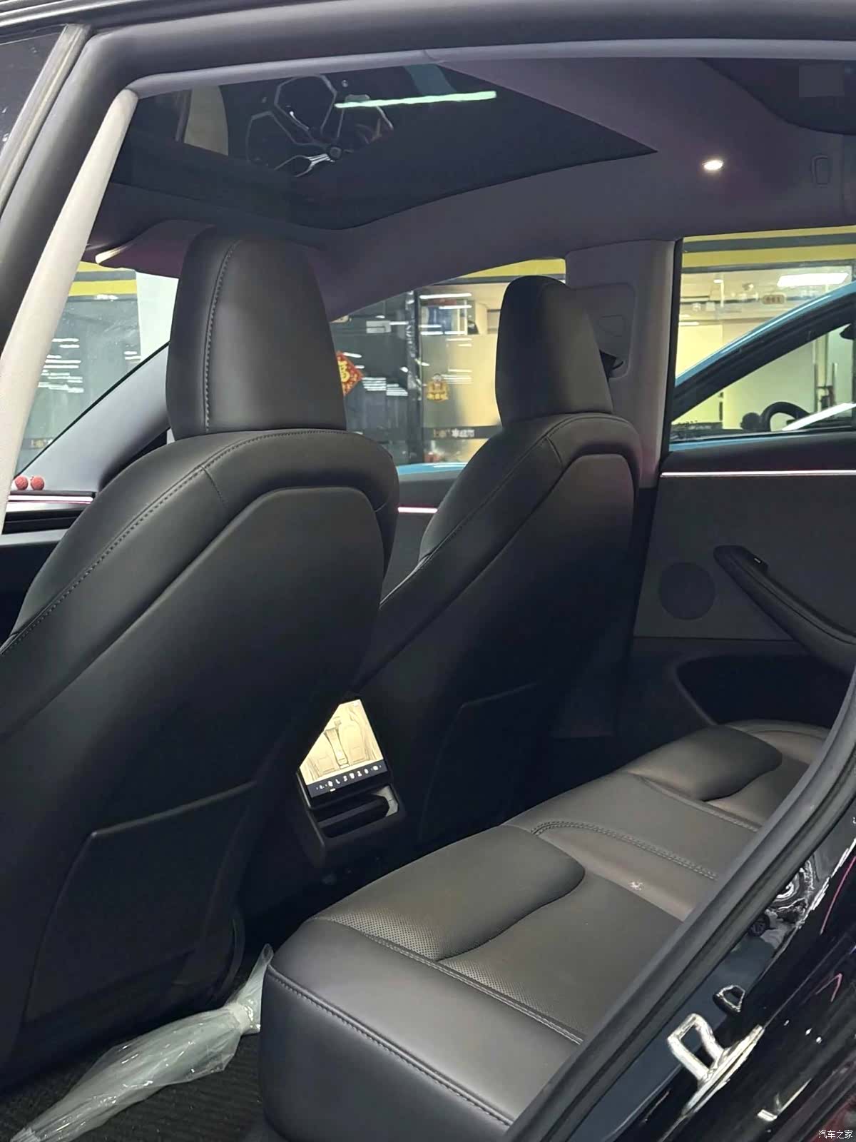 Model 3, 2024 7