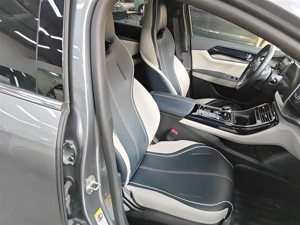 BYD Qin Yuan BYD Qin Yuan