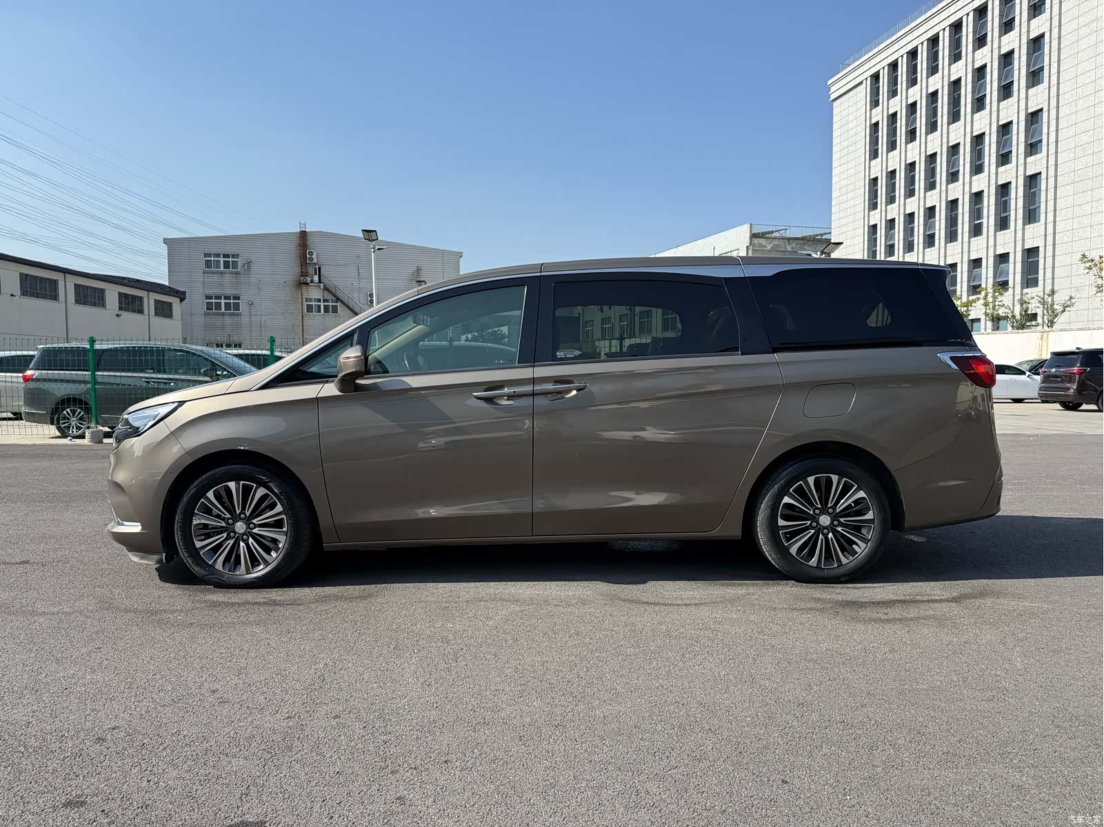 Buick GL8, 2020 20