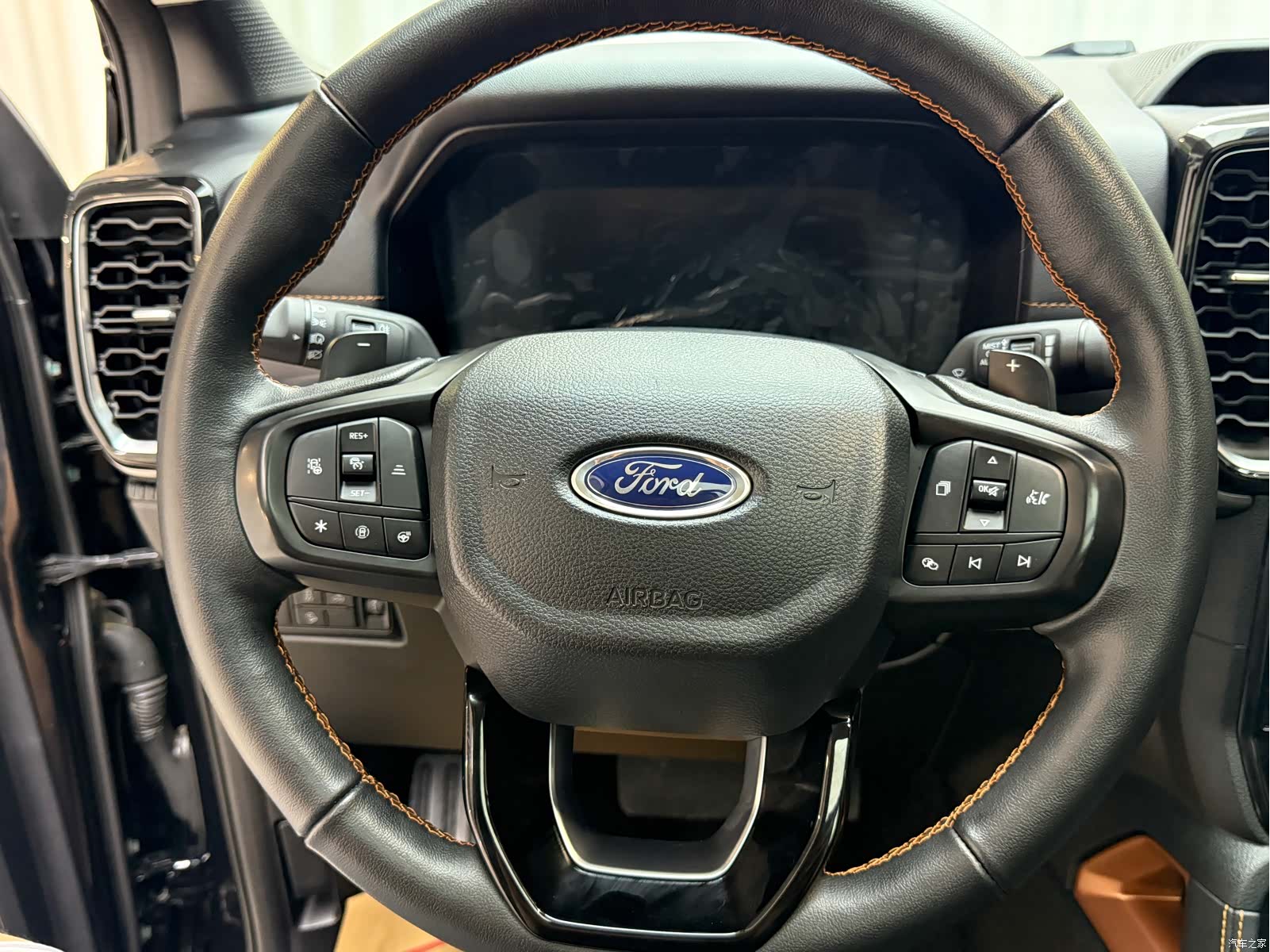 Ford Ranger, 2024 12