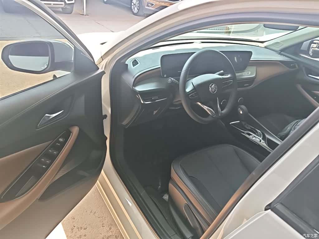 Buick Verano, 2022 16
