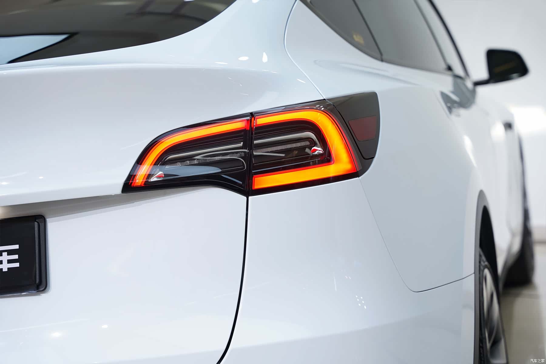 Tesla Model Y, 2021 8